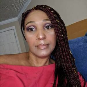 Meet your Posher, Cora